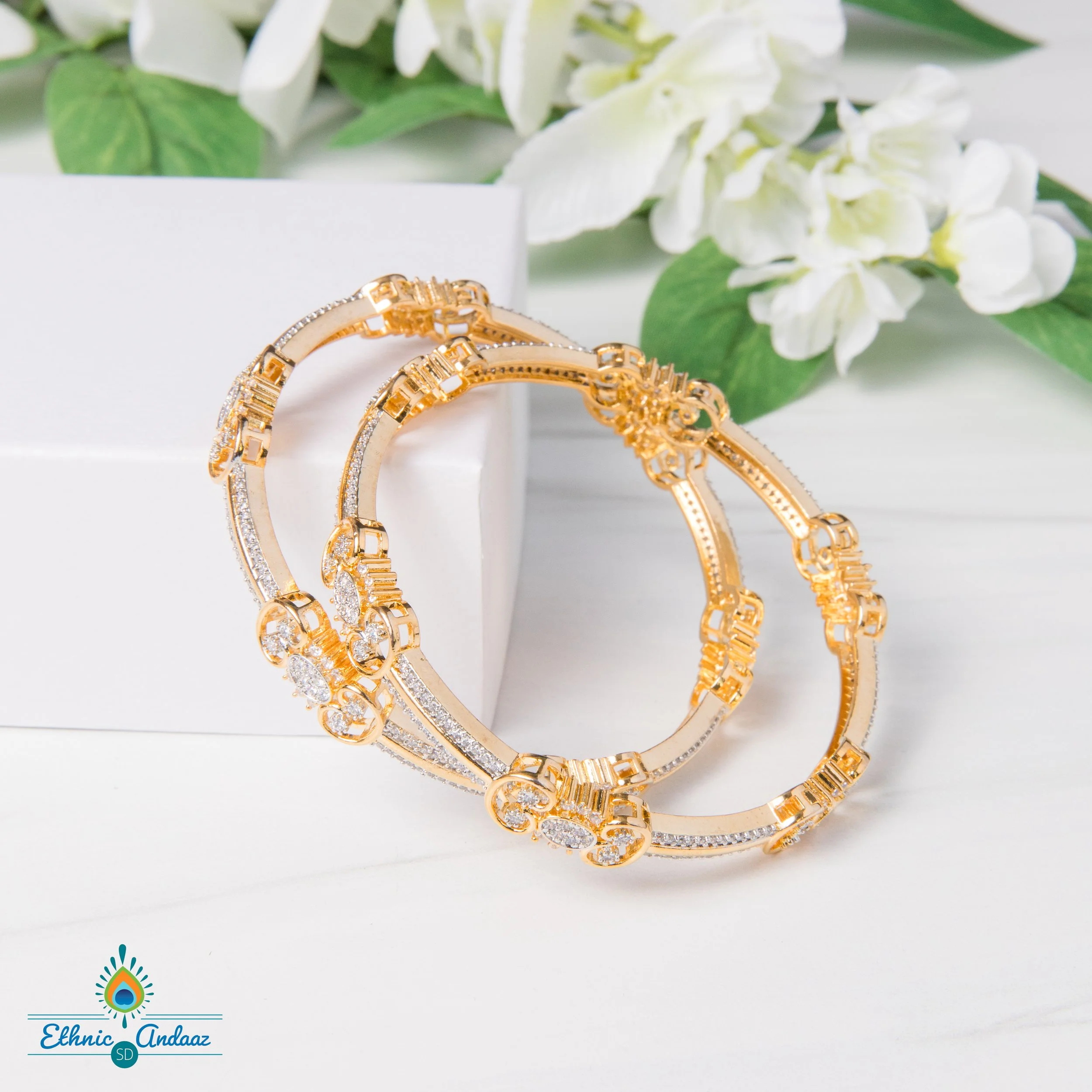 Bracelets Slanted-22(2).jpg