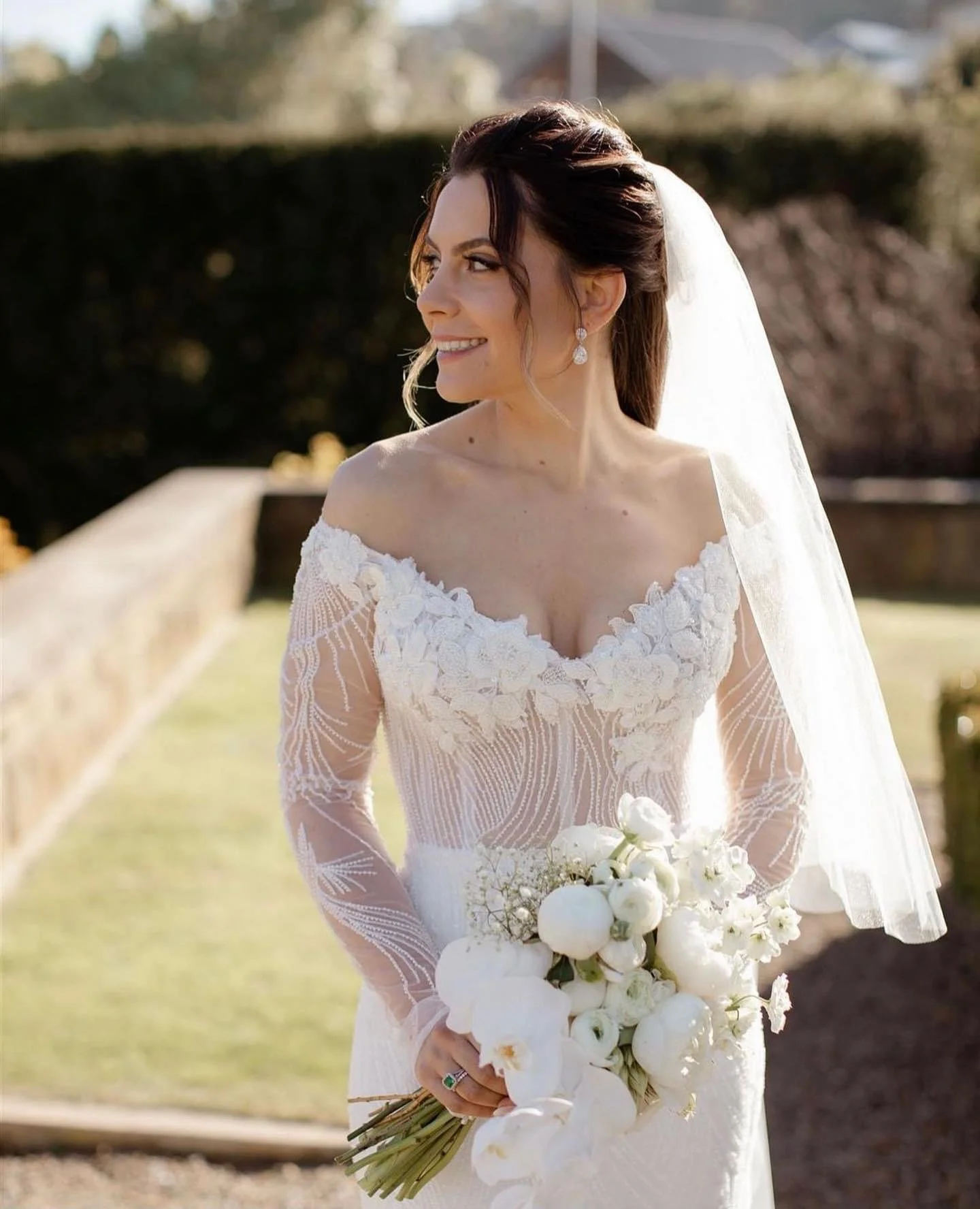Bride wearing soft, natural bridal makeup on her wedding day.