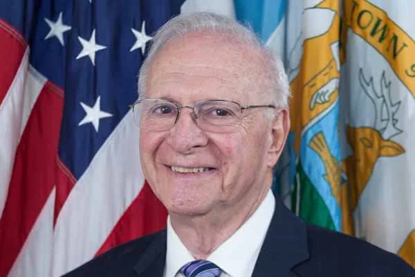 First Selectman Series: Hal Shupak