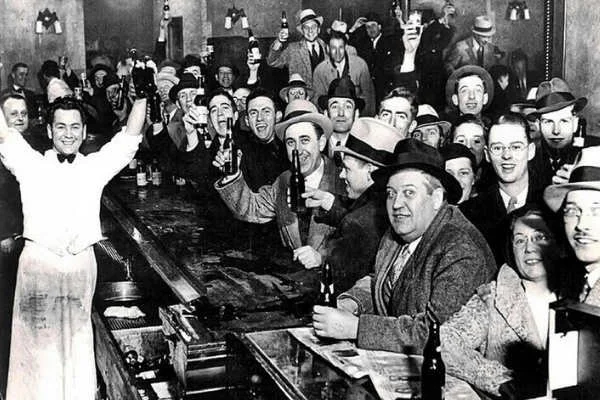 Video - Taverns, Temperance, Teetotalers, and Tommy Guns: The Long History of Prohibition