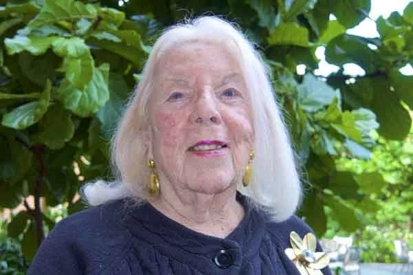 Weston History Bites: Oral History of Patricia Heifetz