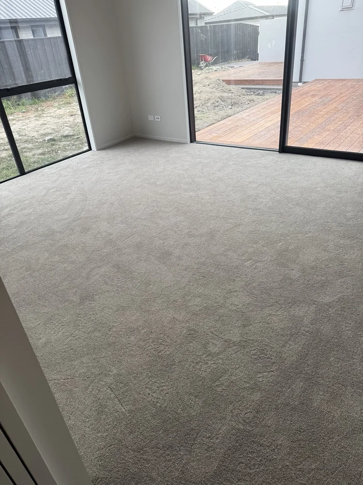 New-build carpet installation