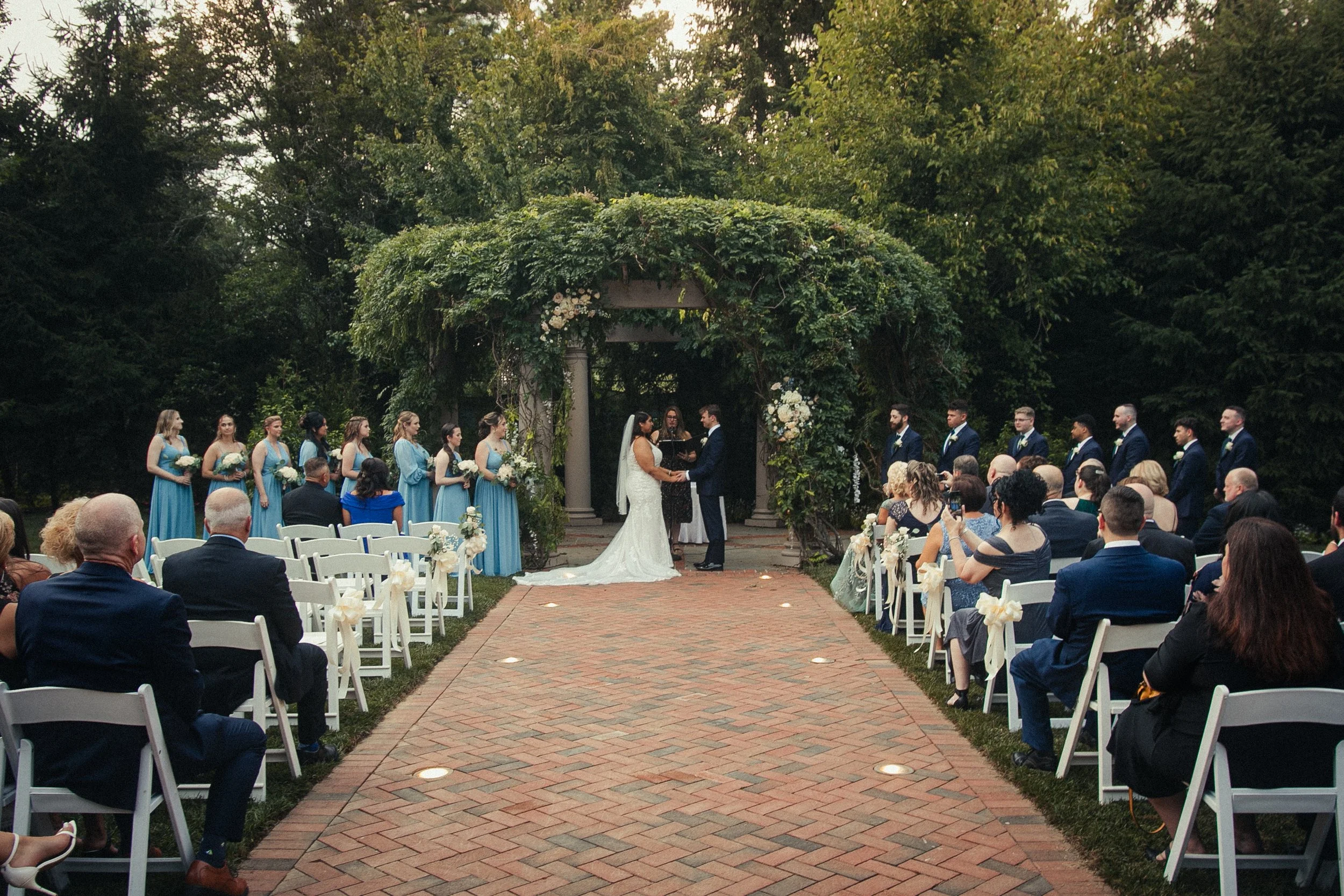 FILMMAKER & PHOTOGRAPHER BASED IN THE HUDSON VALLEY