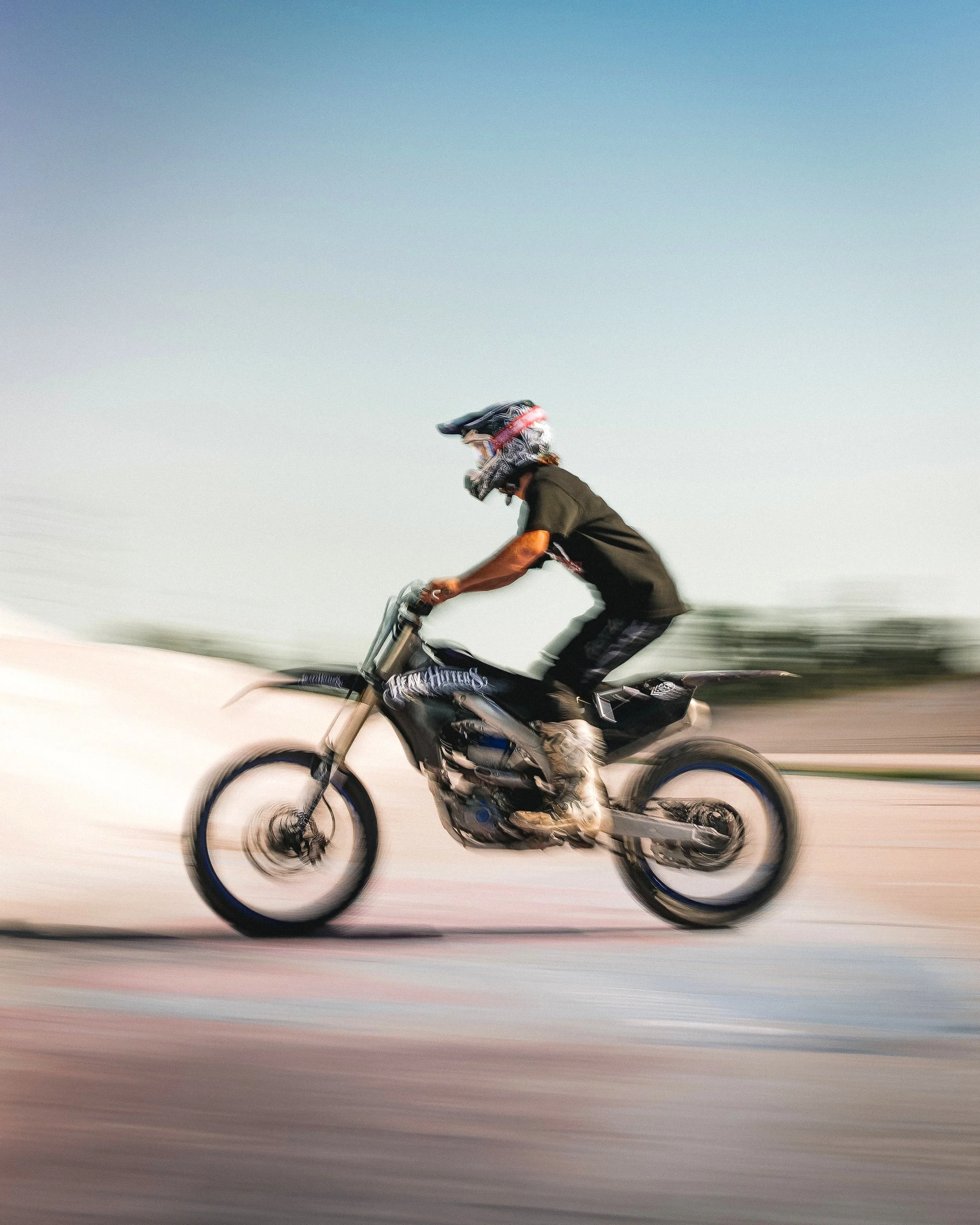 LB+MOTO+BRIDGE+%2810+of+20%29.jpg