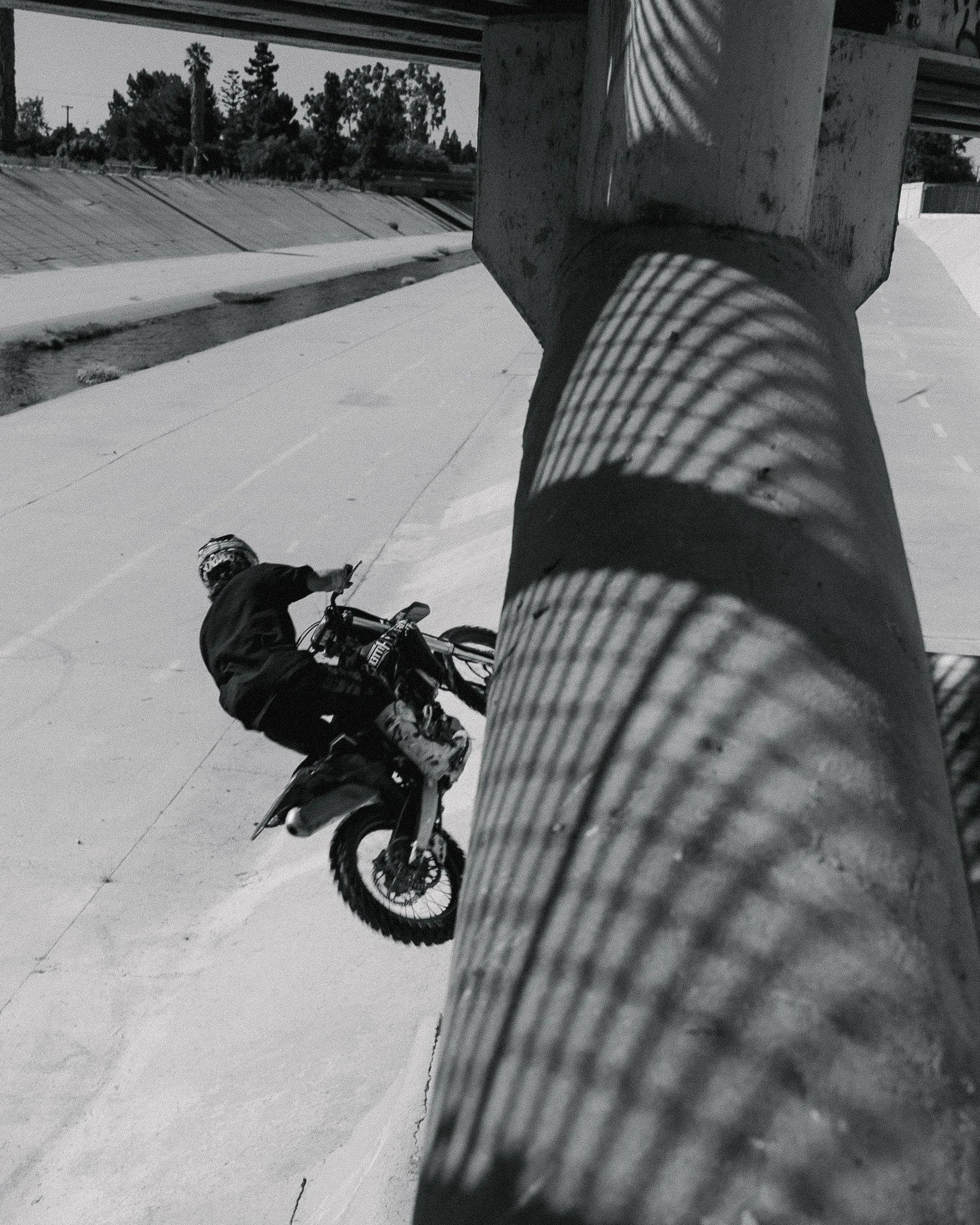 LB MOTO BRIDGE (3 of 20).jpg