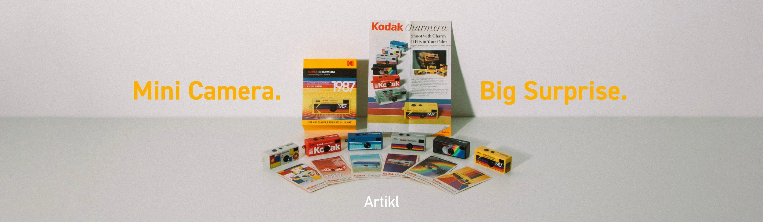 Artikl Social Campaign: Kodak Mini Camera. Big Surprise. Banner