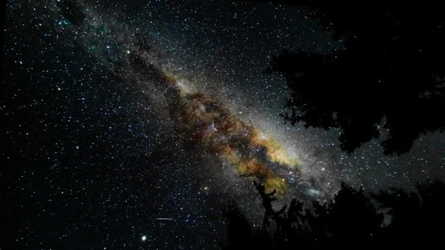 Night sky photo Medium.jpeg