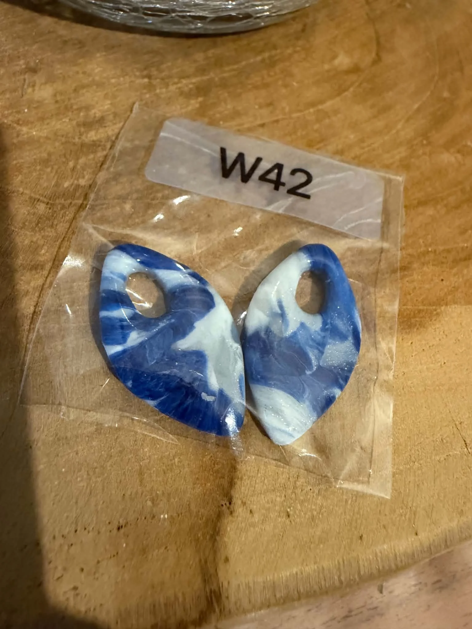 09352e3e-575c-4074-acbf-2d2896b226c7.jpg
