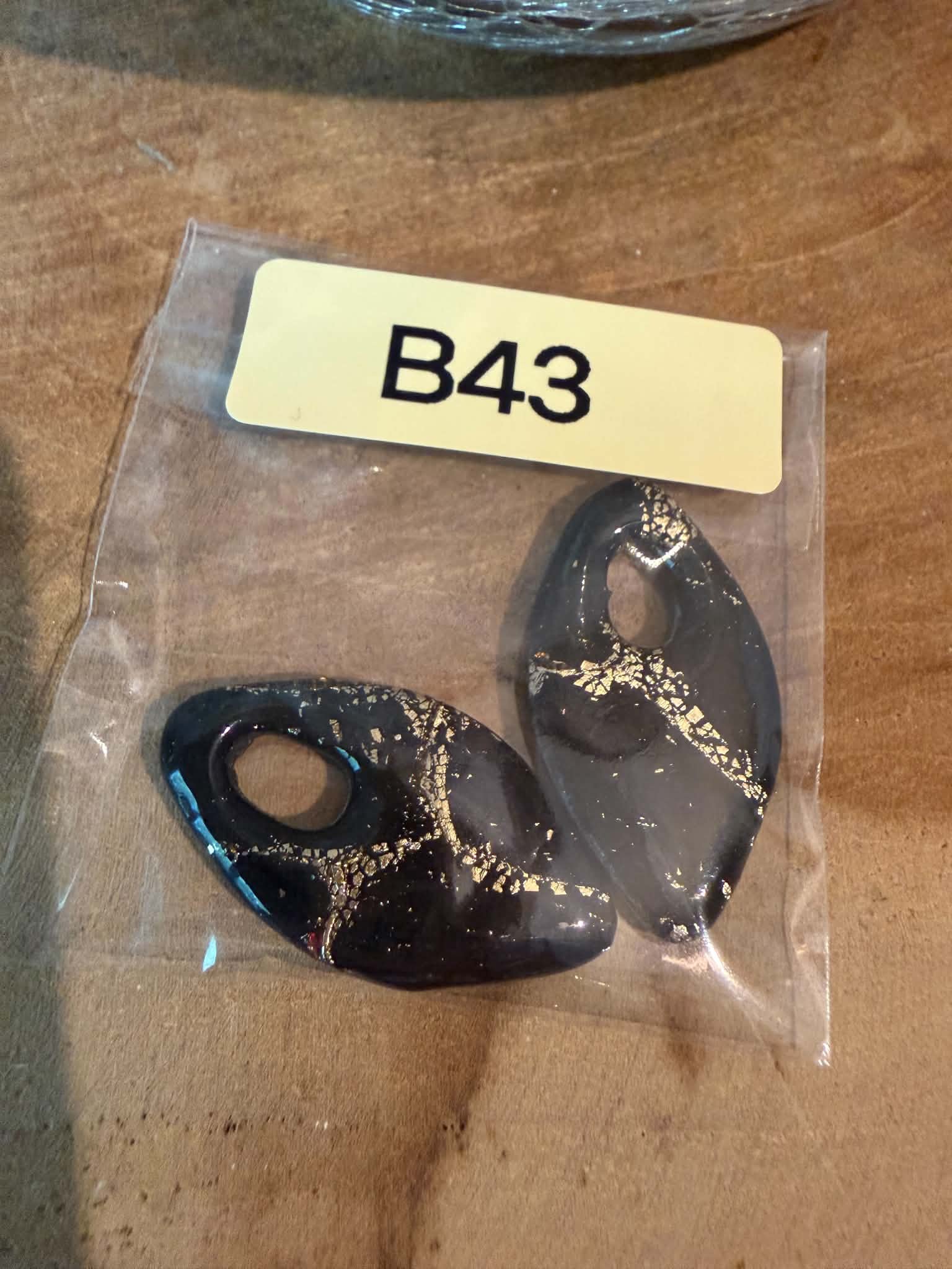 4a785cb9-a2b9-43fc-bb40-3e77ba083591.jpg