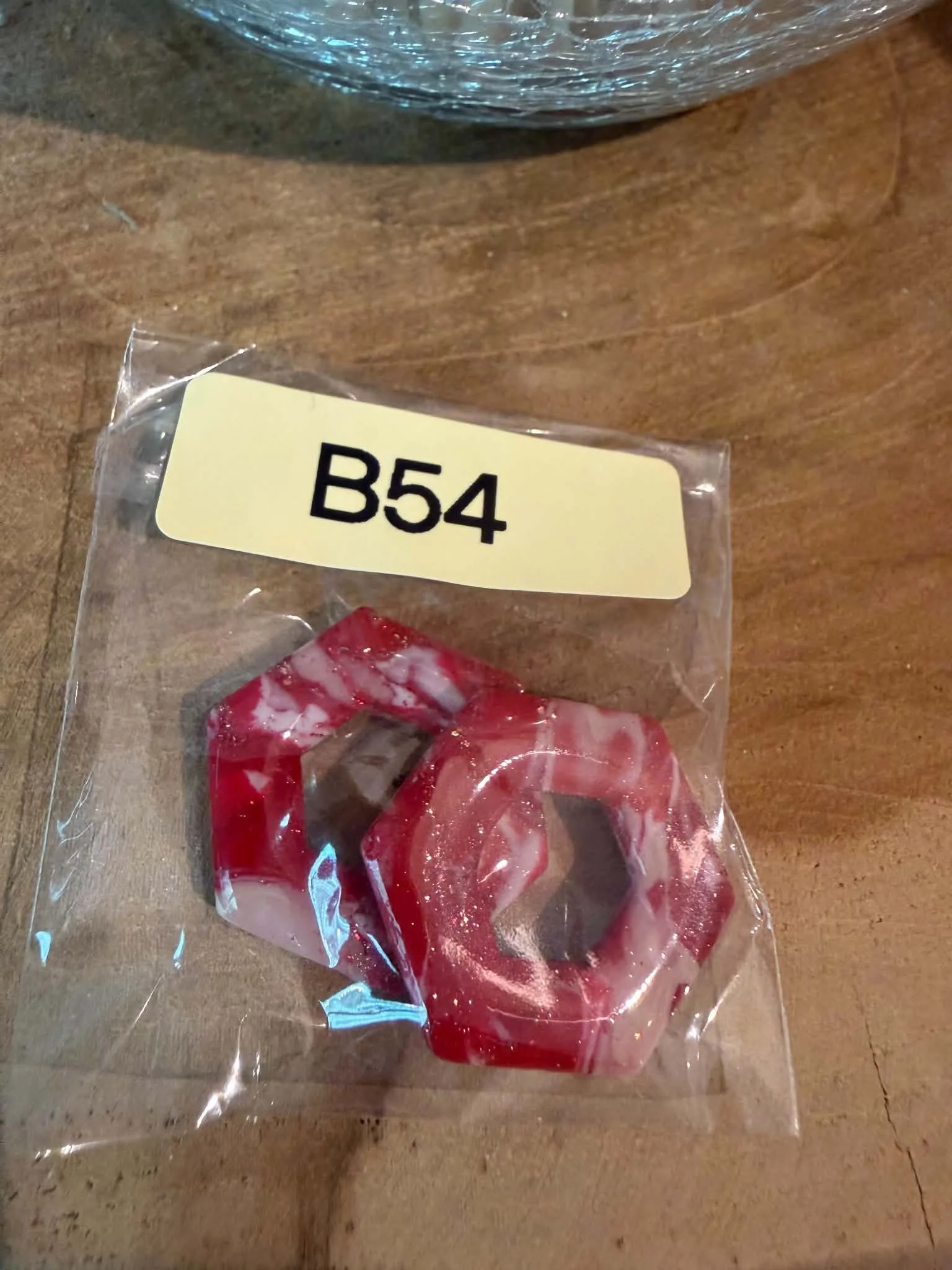 B54