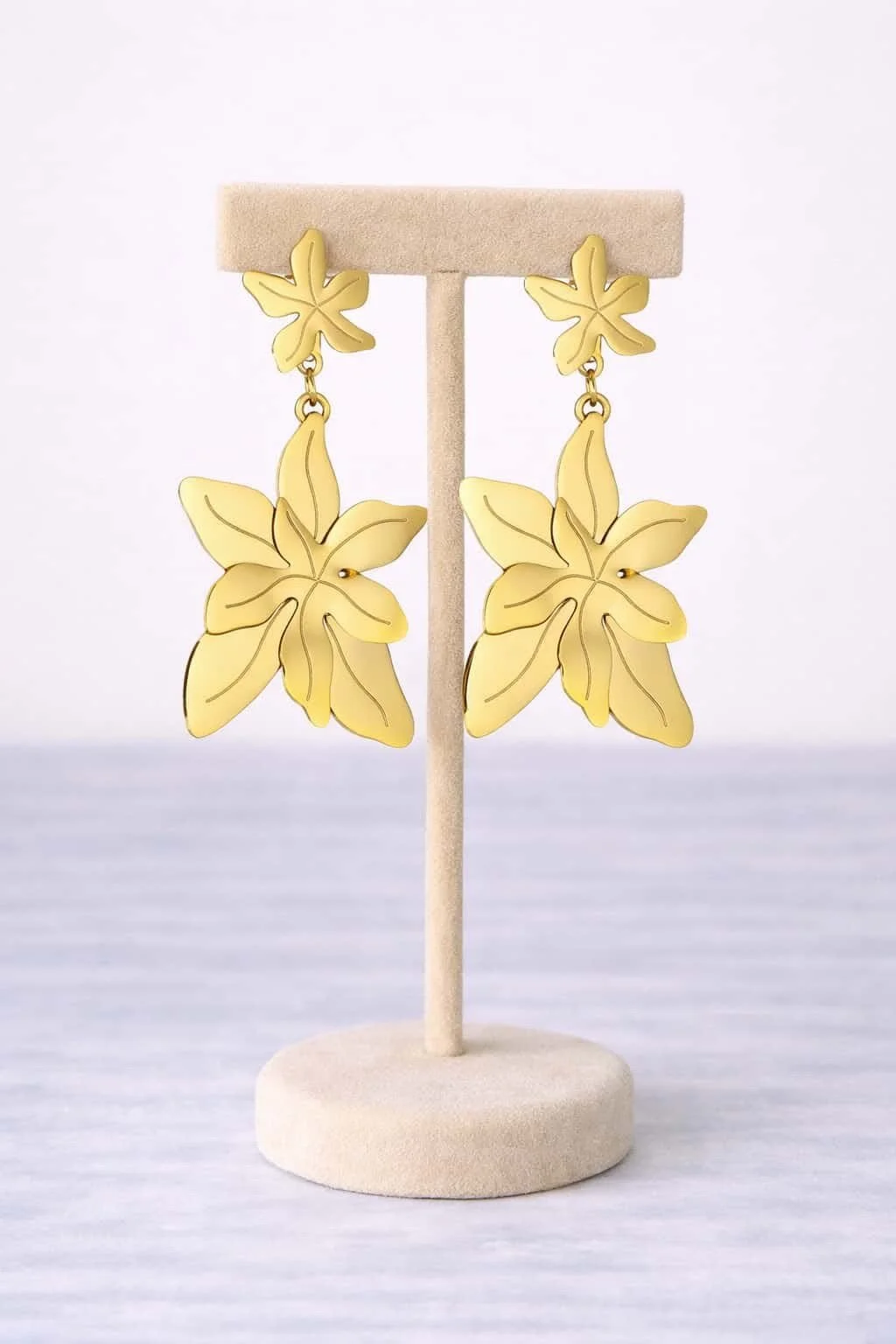 boucles d oreilles pendantes couleur or