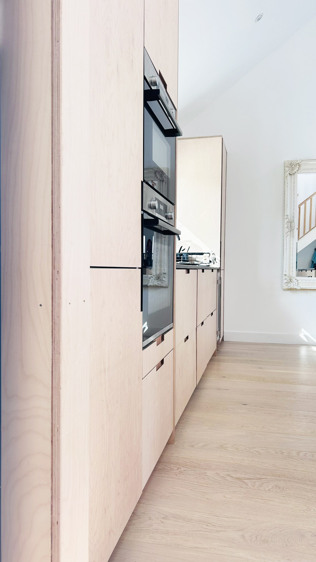 studio-hab-crantock-stcarantocway-kitchen.webp