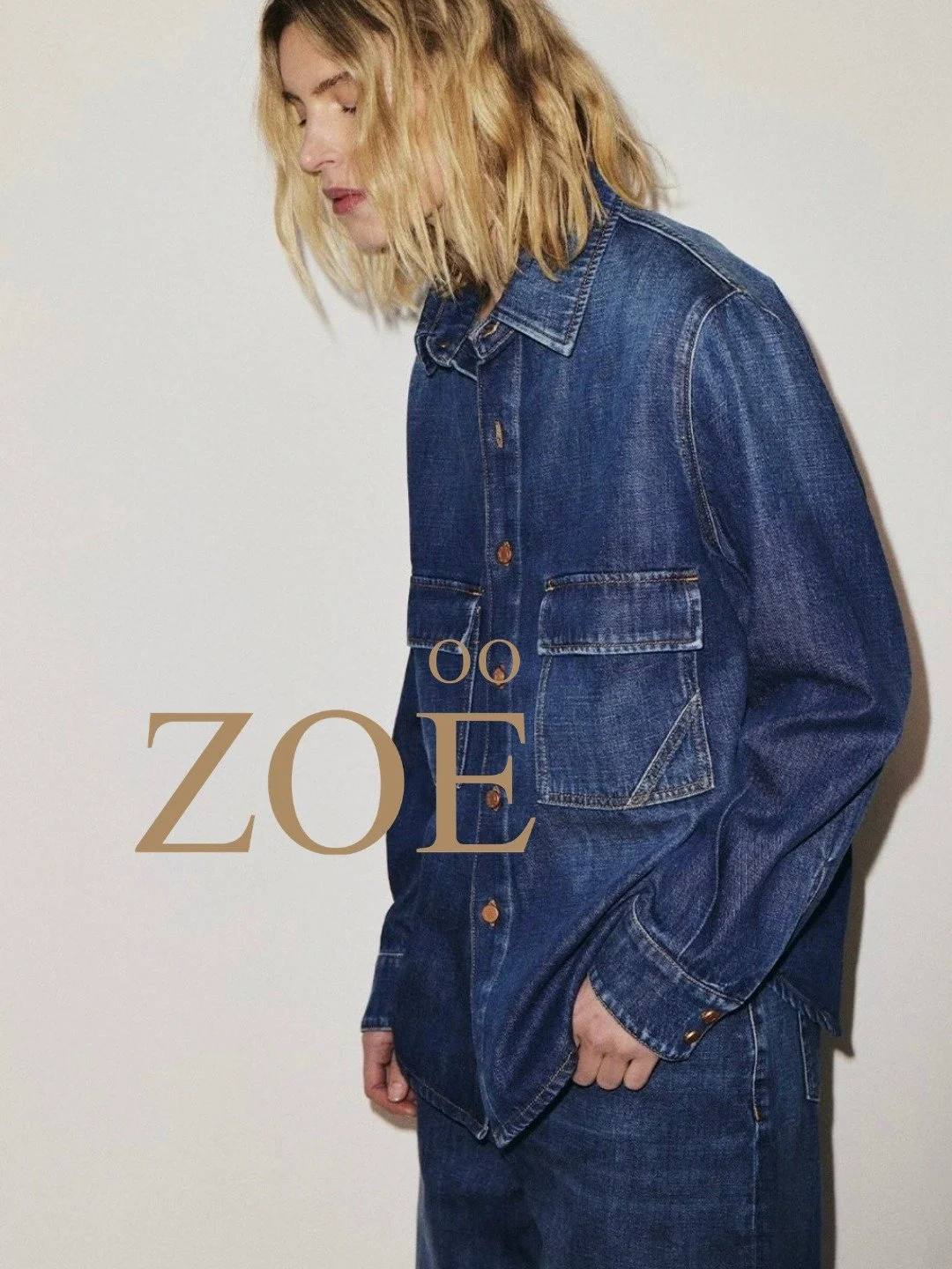 Born in NYC, made in Italy !
KENYA oversized shirt