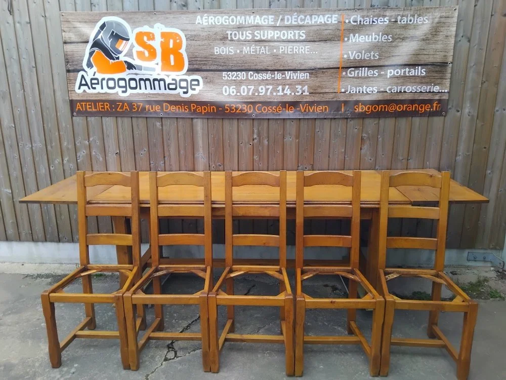 chaise_bois_banniere_avant.jpg