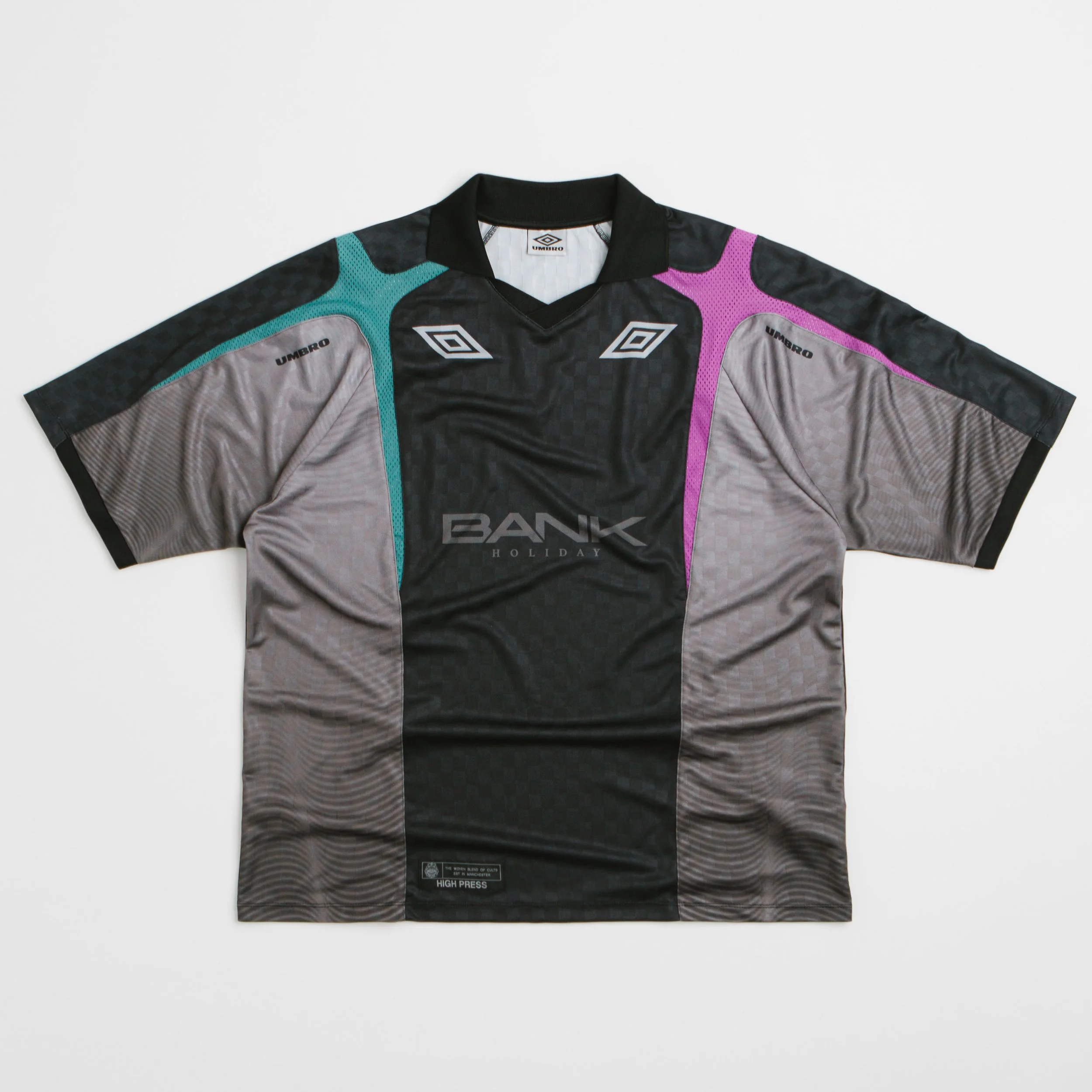 PO_10166-Umbro-SS26-1x1-3.jpg