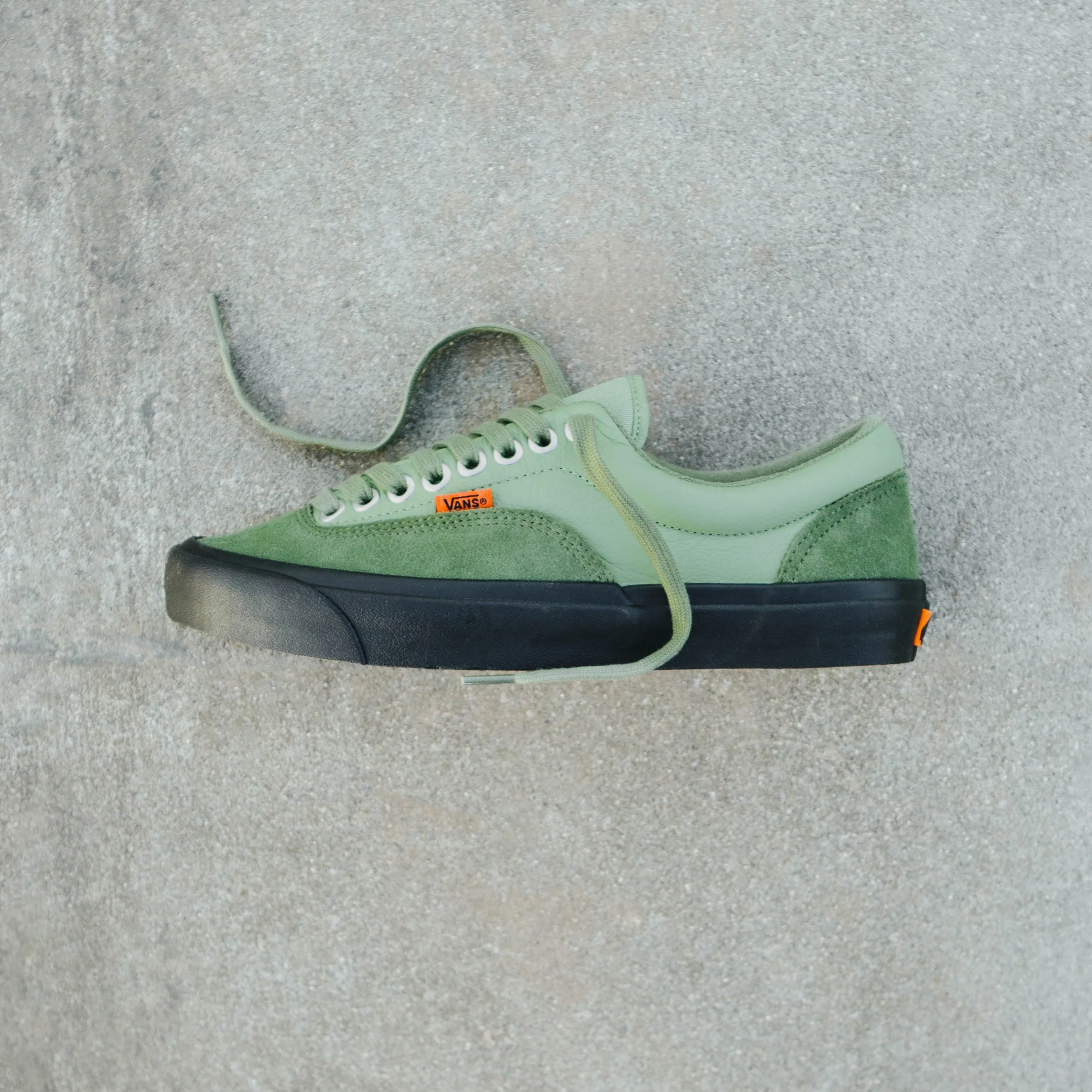 Vans Skate Era Stub Shoes - Fade Olive : Black - 1x1 - 1.jpg