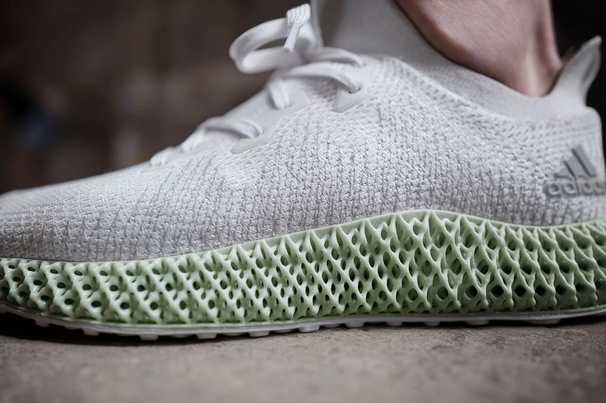 alphaedge-8-09.jpg