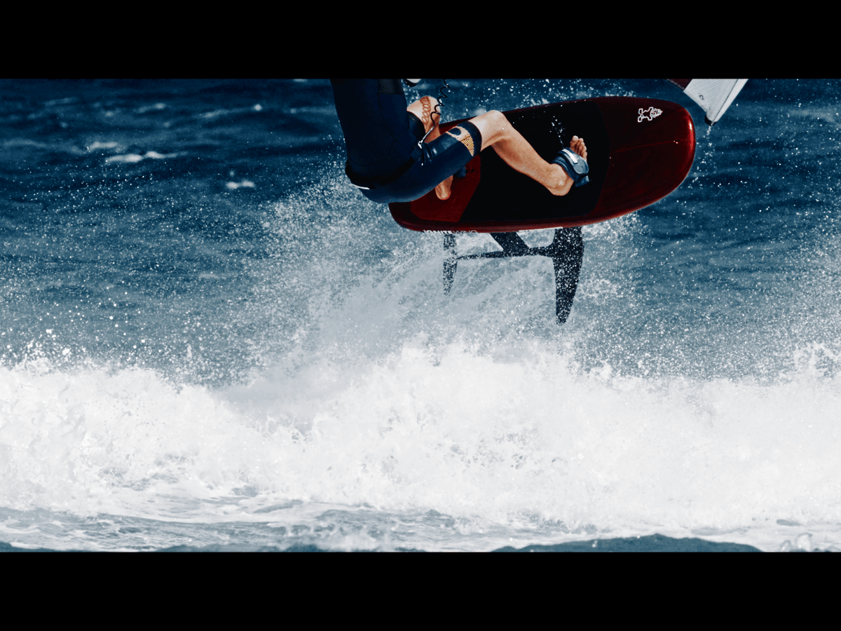 XAVI CORR // STARBOARD FOILING