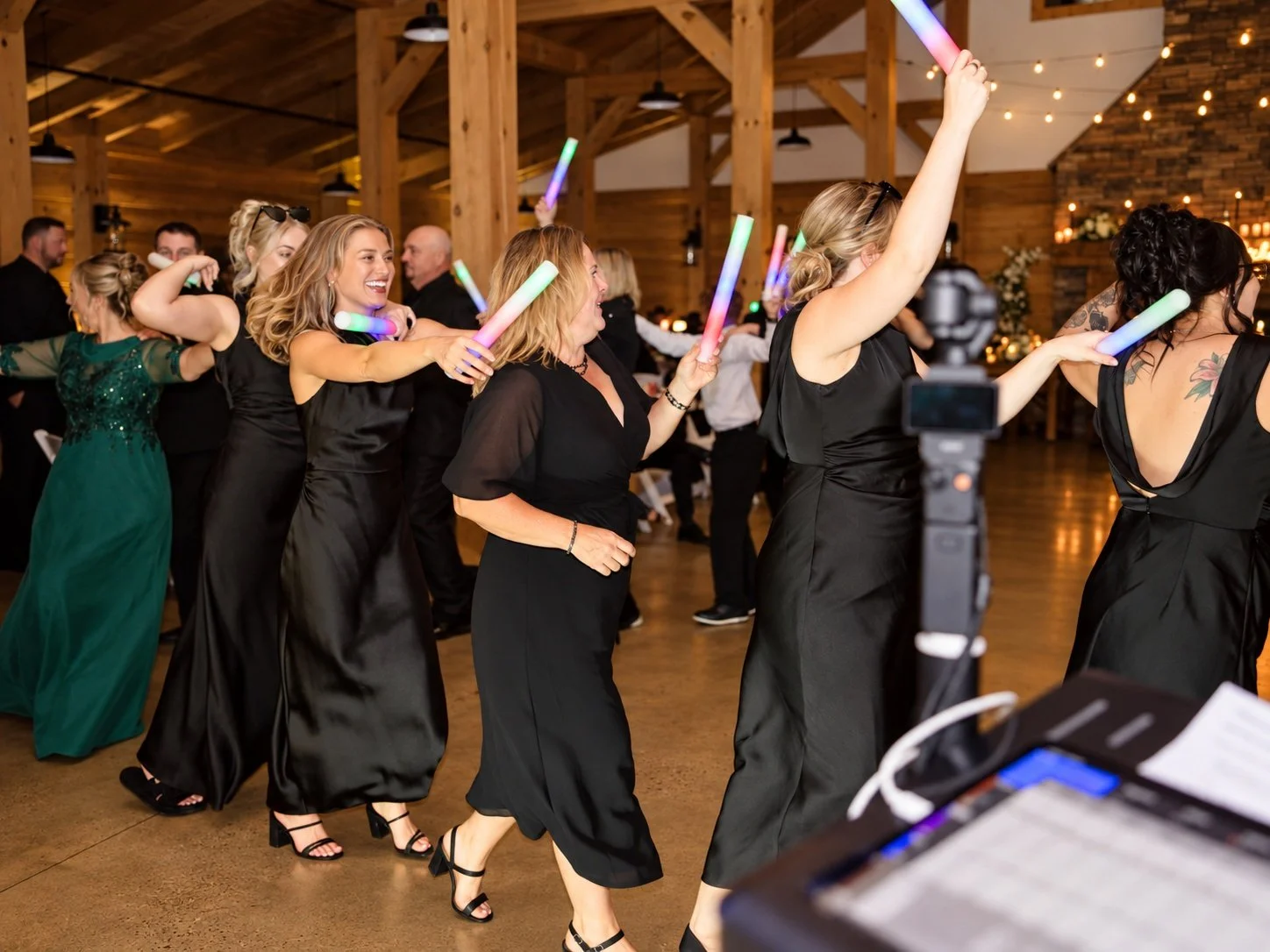 Reception dancing 3.jpg