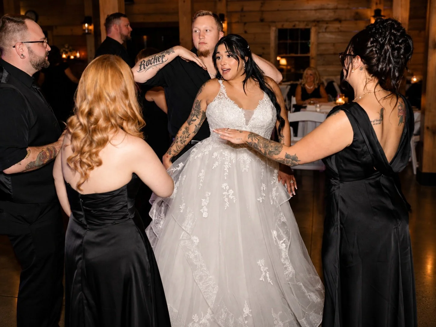 Reception dancing 30.jpg