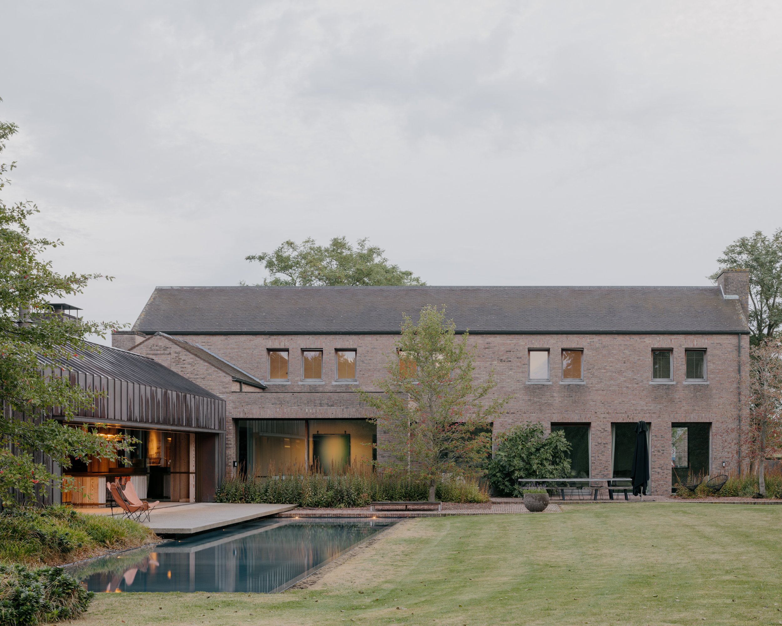 pool pavilion, for bildt.