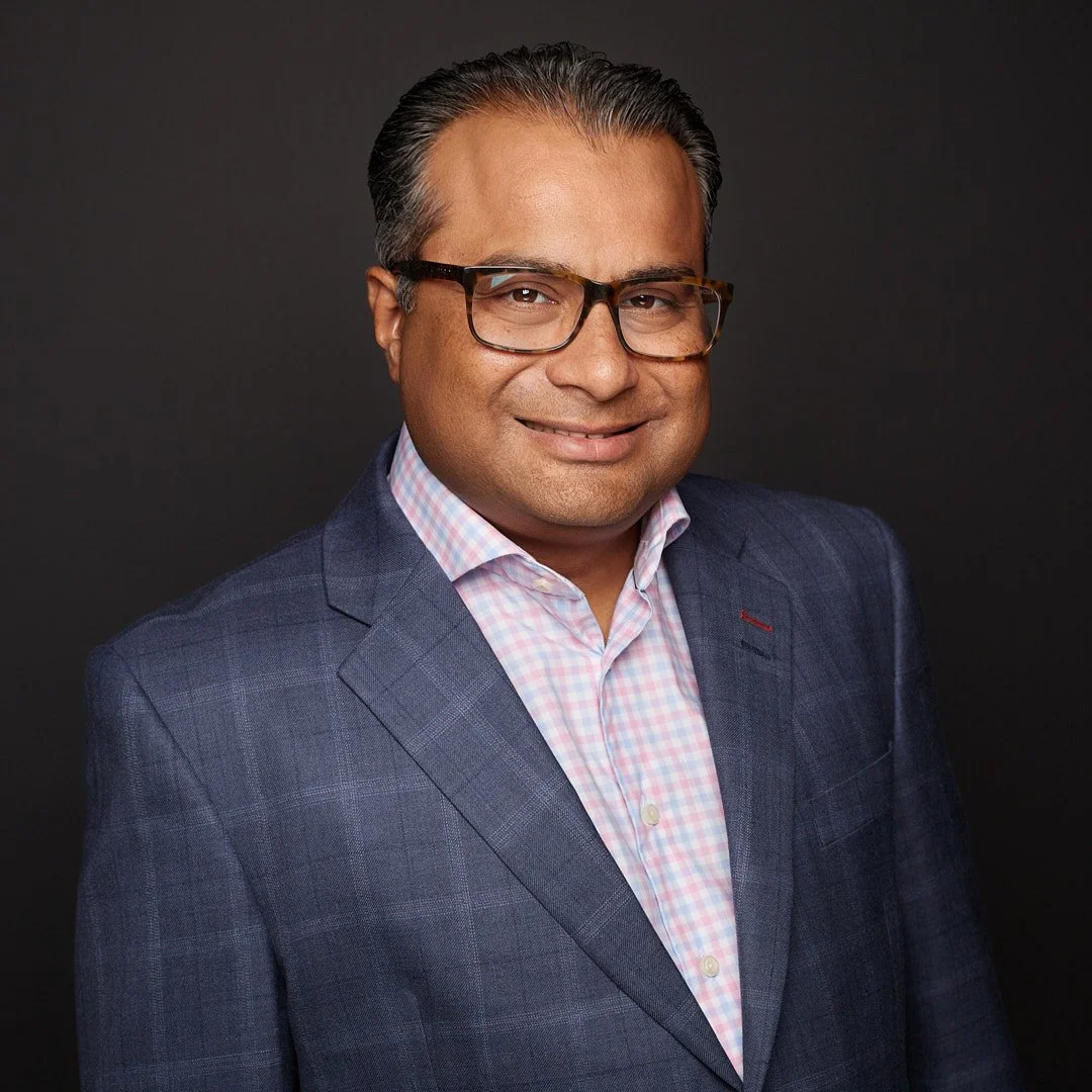 Profile Popup Professional Calgary Headshots 72.jpg