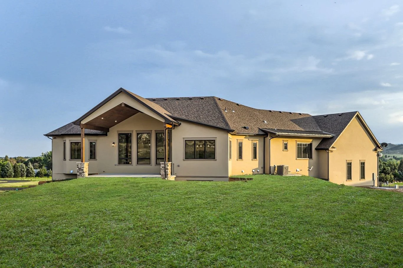 Backbone stucco3.jpg