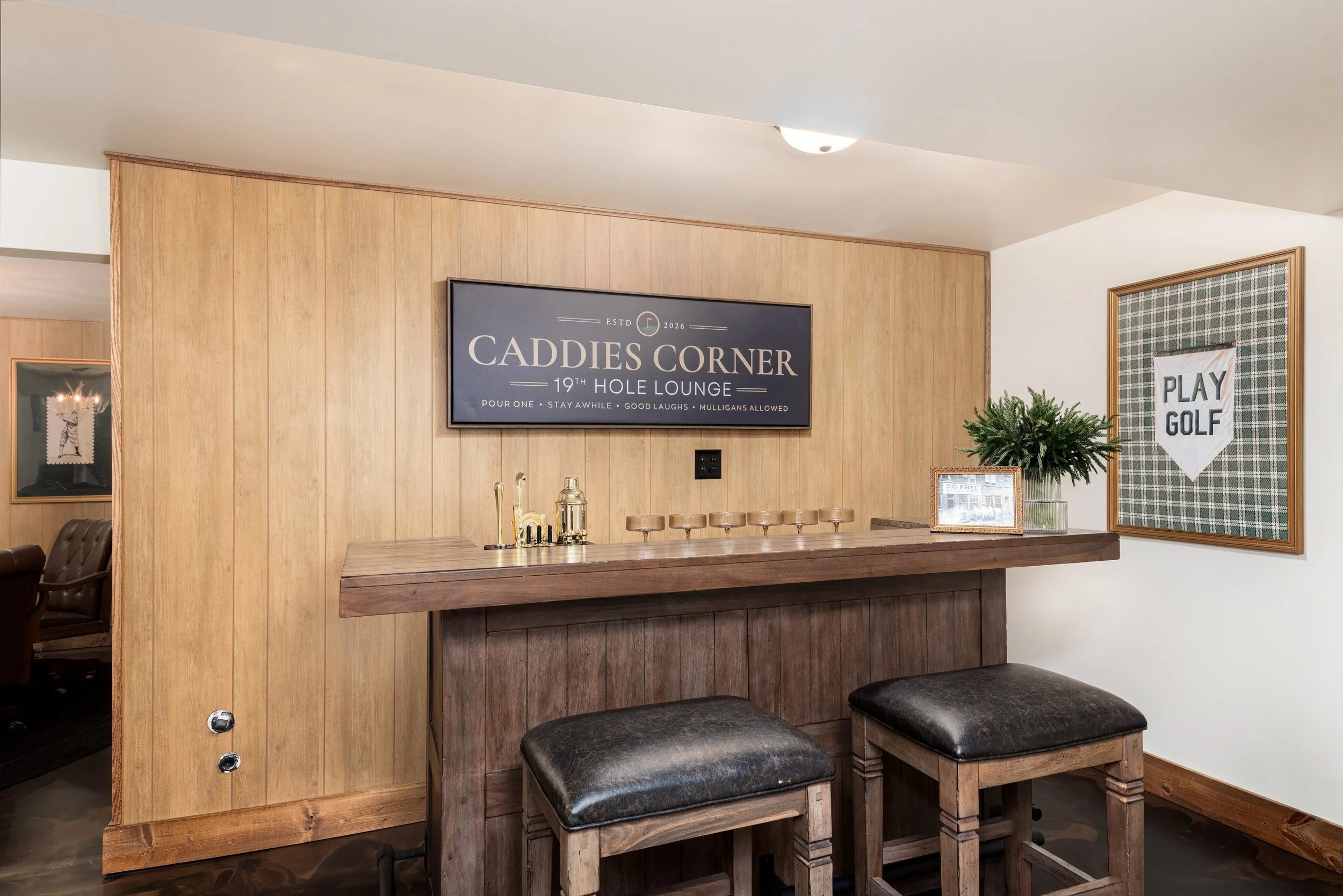 42-Wet Bar.jpg