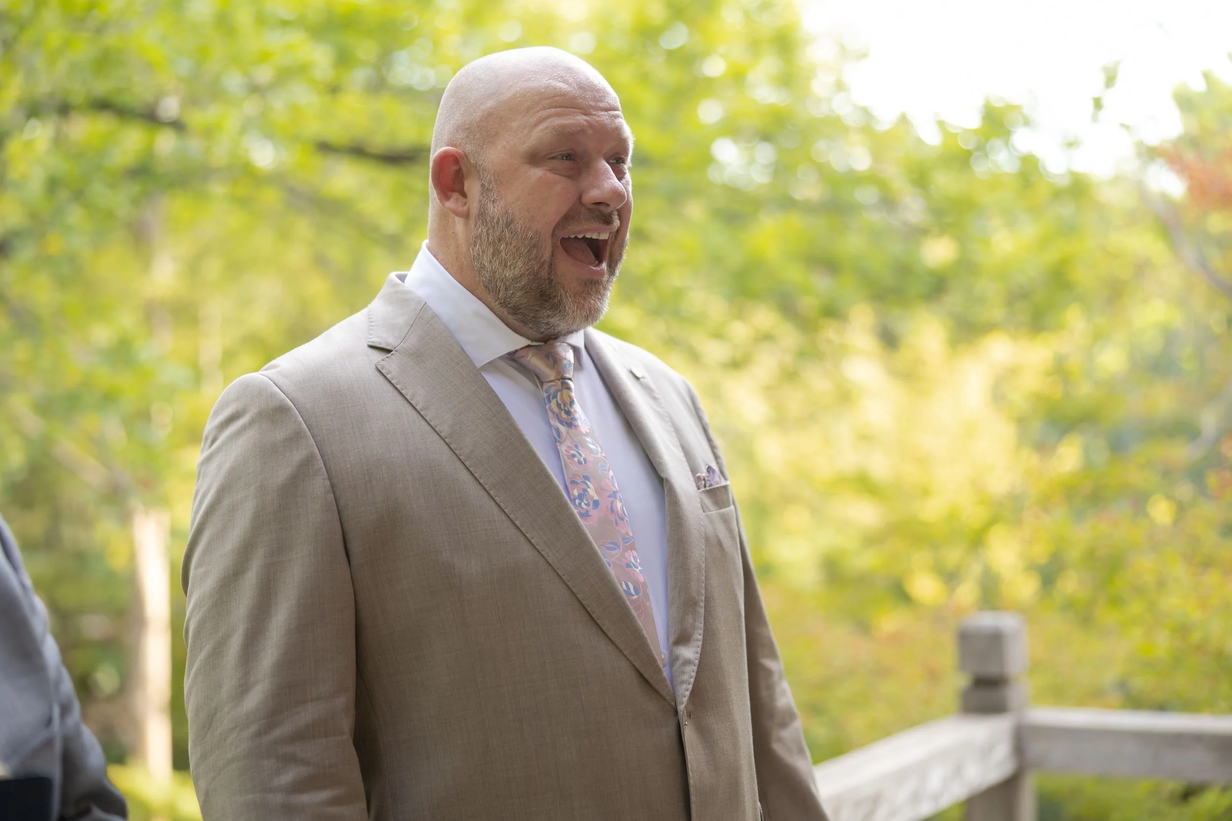 Officiant leading Lydia and Ryan's ceremony at the Fort Worth Japanese Garden