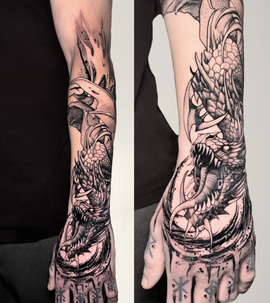 Looking for a cover-up tattoo in Paris? Send NEXT photos of your existing tattoo to discuss a custom design and explore your options.