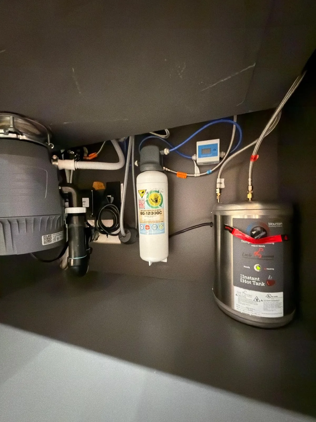 Under sink water filtration system installation-Labor starting at 200$. Materials not included.