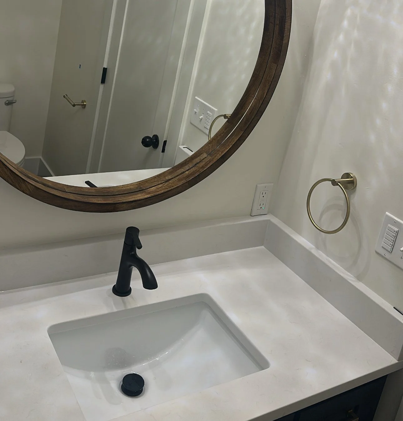 1 sink.jpg