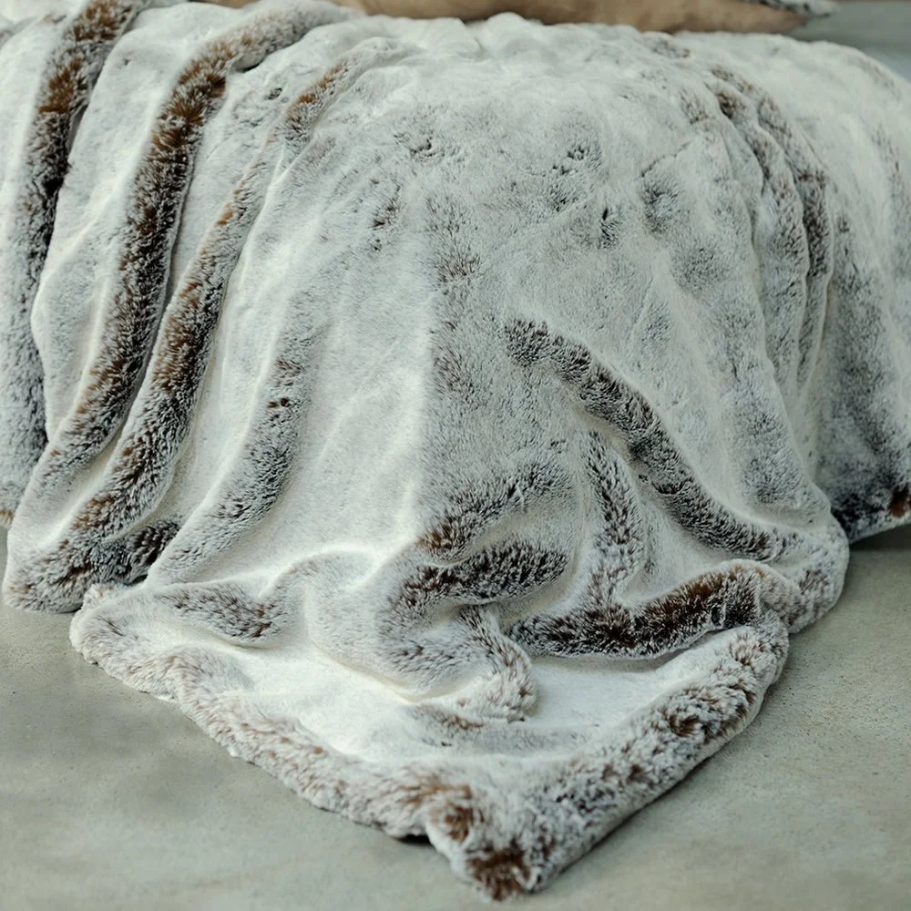 Evelyne Prélonge Faux Fur Throw, Chestnut