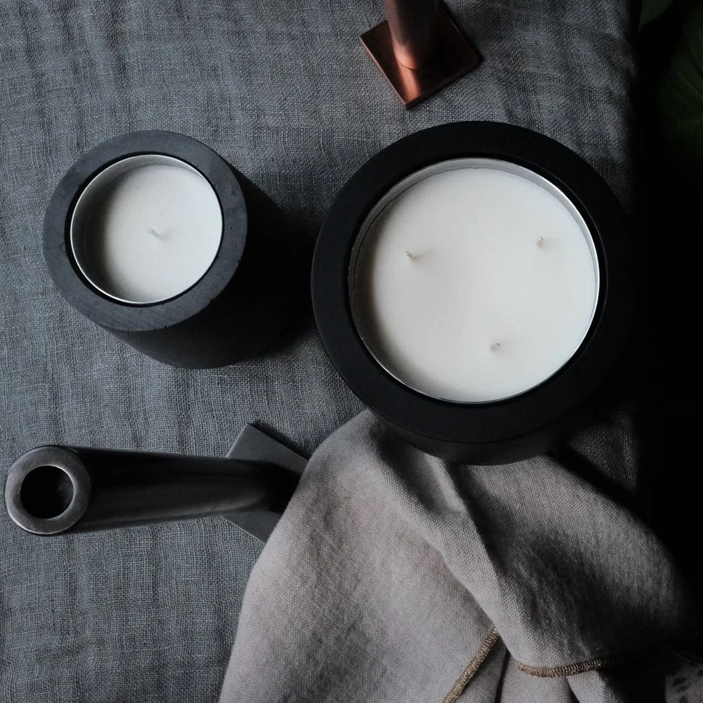 Hypsoé XL Wooden Refillable Scented Candle, Black