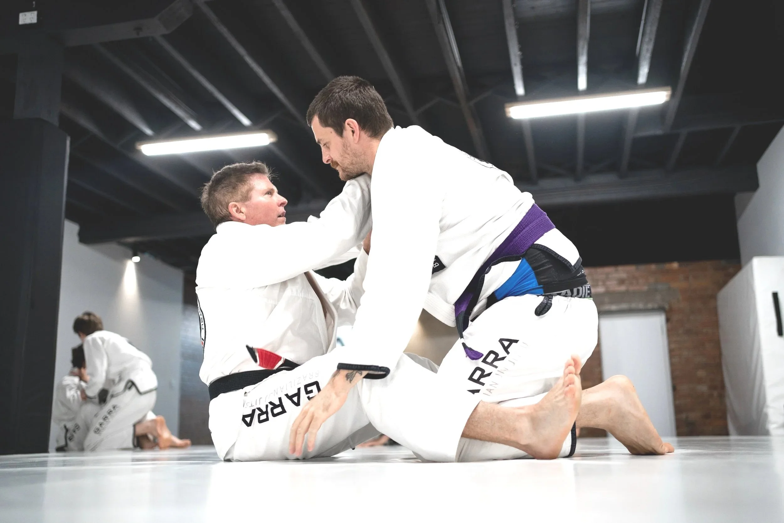 Setting up a choke is all about patience. The grip has to be clean, the angle has to be right, and the pressure comes last