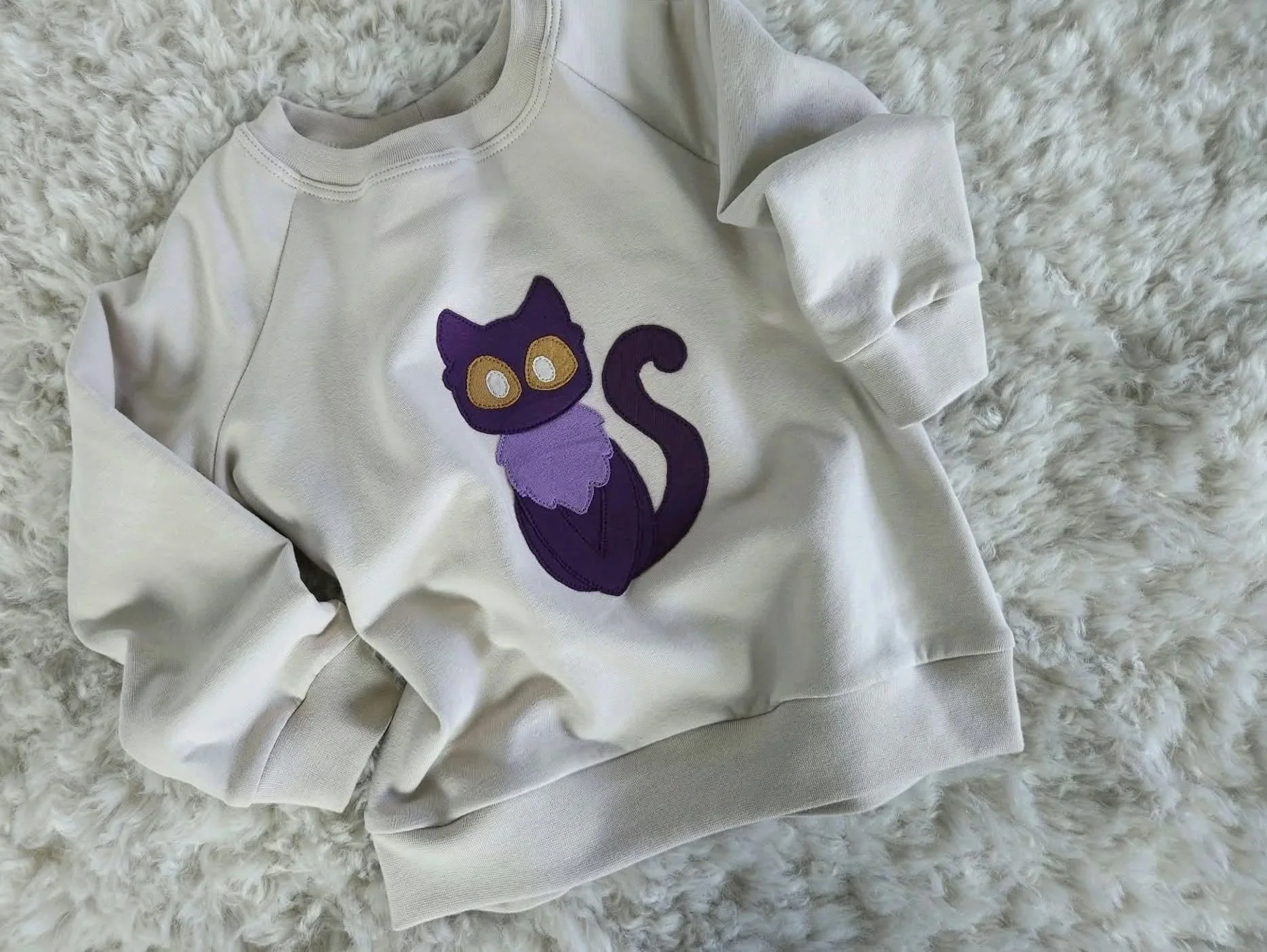 hallcat1.jpg