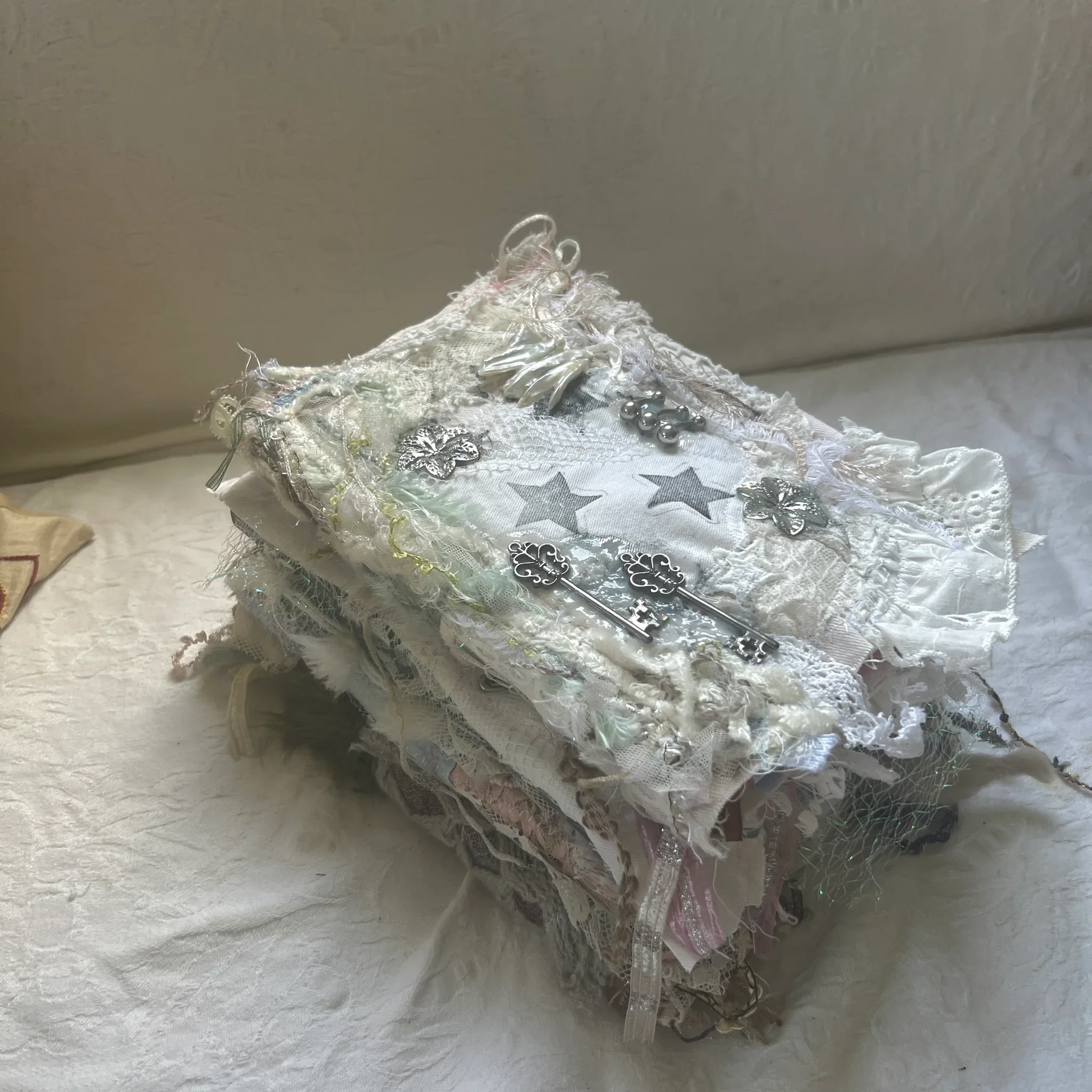 197237B0-72FB-4012-AF46-39F524819D6F_1024x1024@2x.jpg.webp