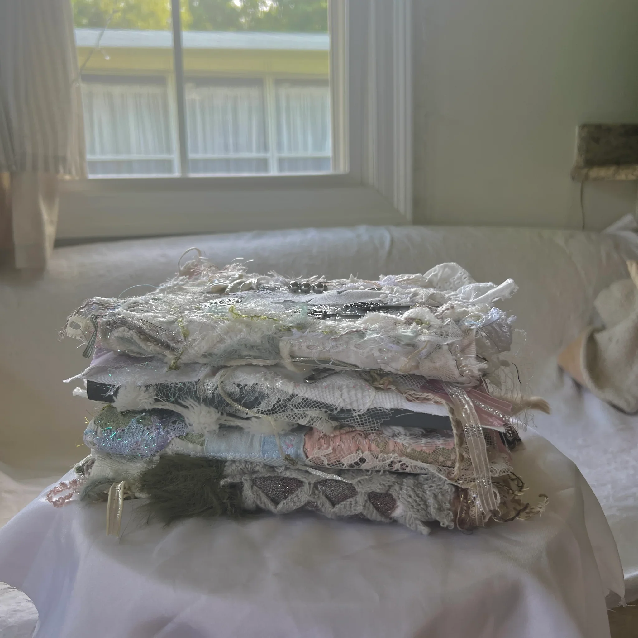 36733DC0-44FC-4915-BF7C-1E5F605AE174_1024x1024@2x.jpg.webp