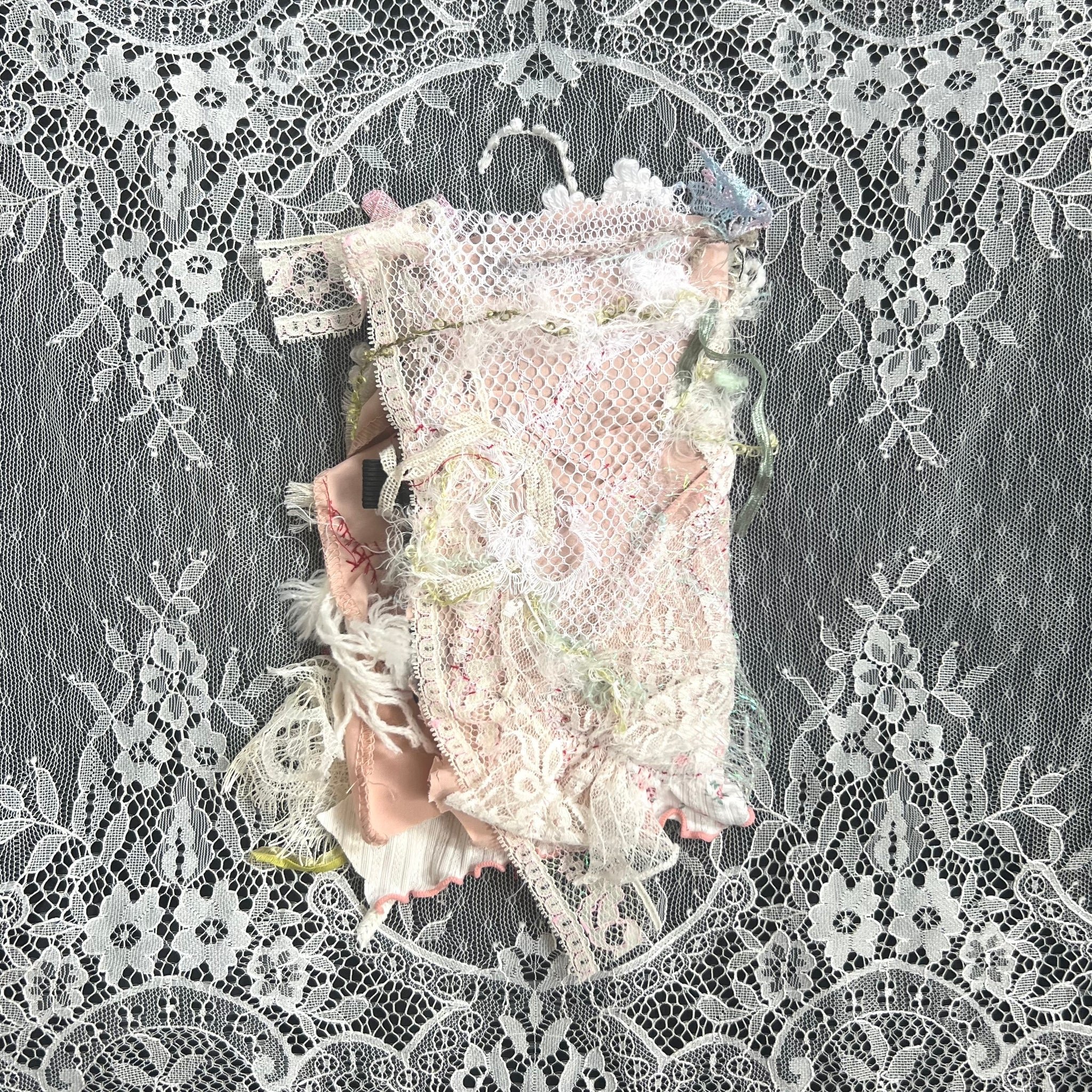 1047EAD9-5A9B-44DA-A3B7-42AB4064ECC9_1024x1024@2x.jpg