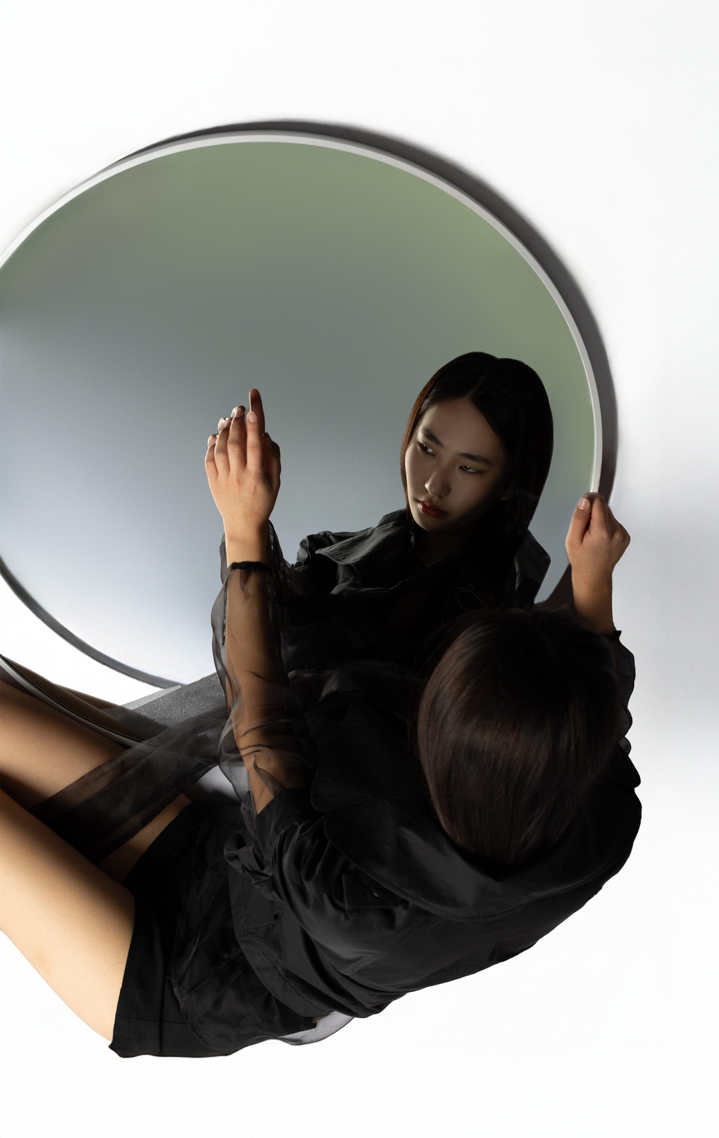 zaya mirror final.png