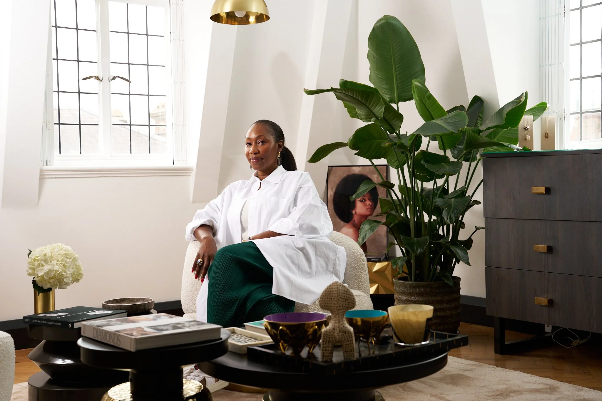 Art, foliage and sculptural furnishings in the Matturi boutique