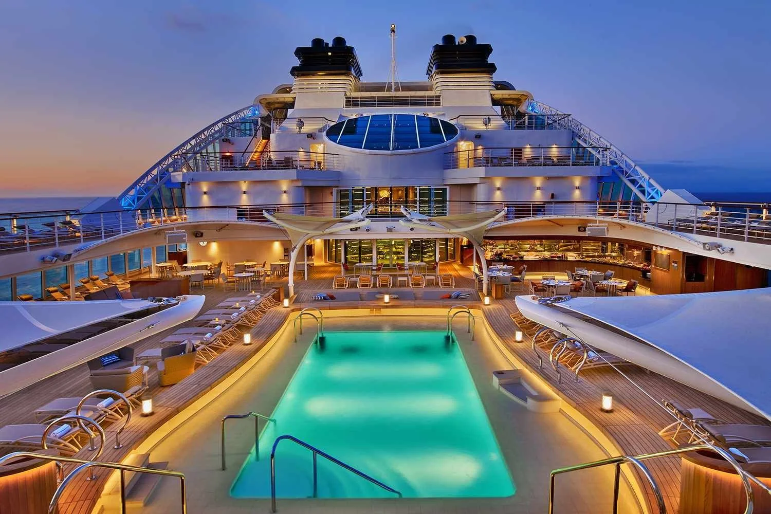 Cruise ship pool deck