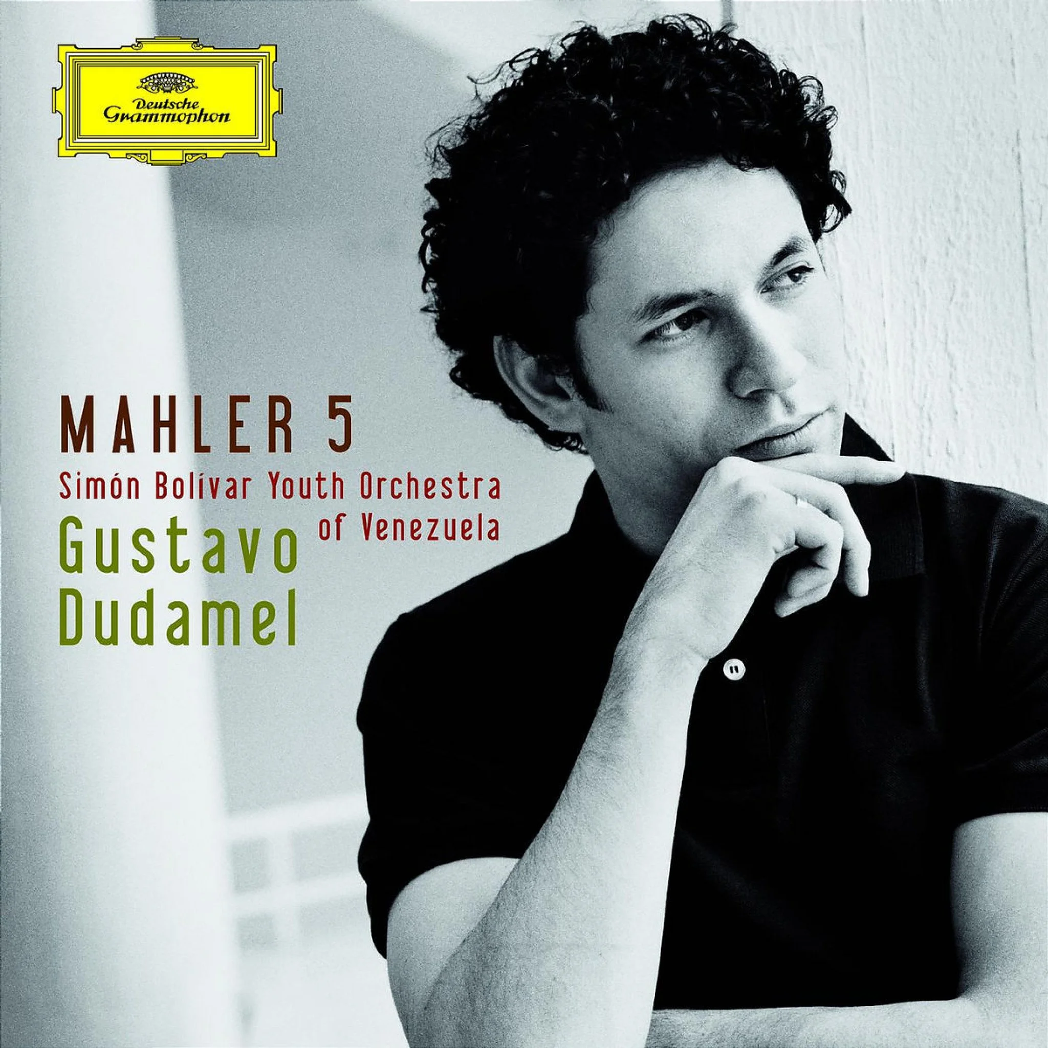 Luis Castro, Director, Conductor, Casa de la Música, Venezuela, Ecuador, Cornista, Horn Player, Simon Bolivar Symphony Orchestra, Orquesta Simón Bolivar, Mahler 5, Deutsche Grammophon