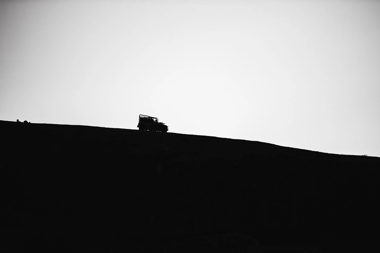04_jeep_on_the_ridge.jpg