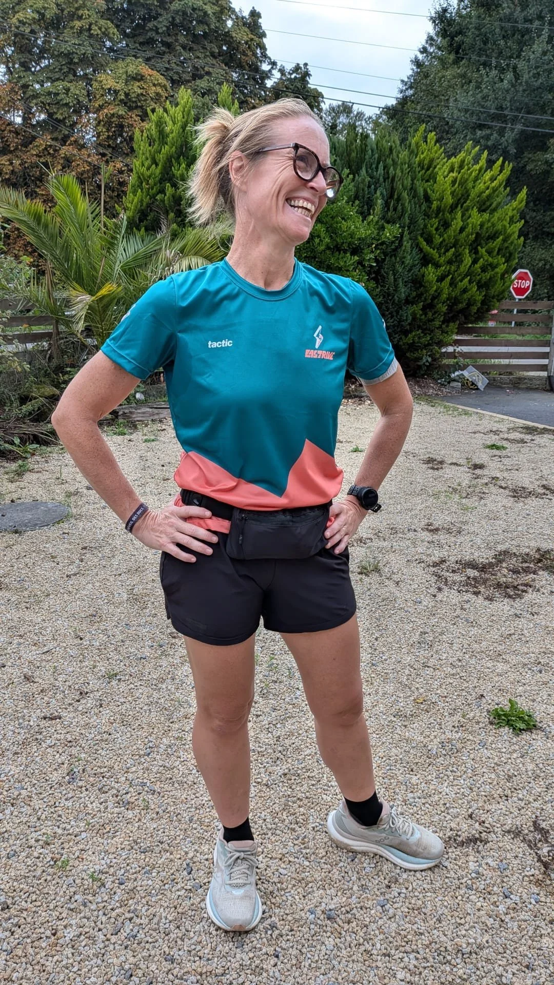 maillot_running_porte_face_femme.jpg