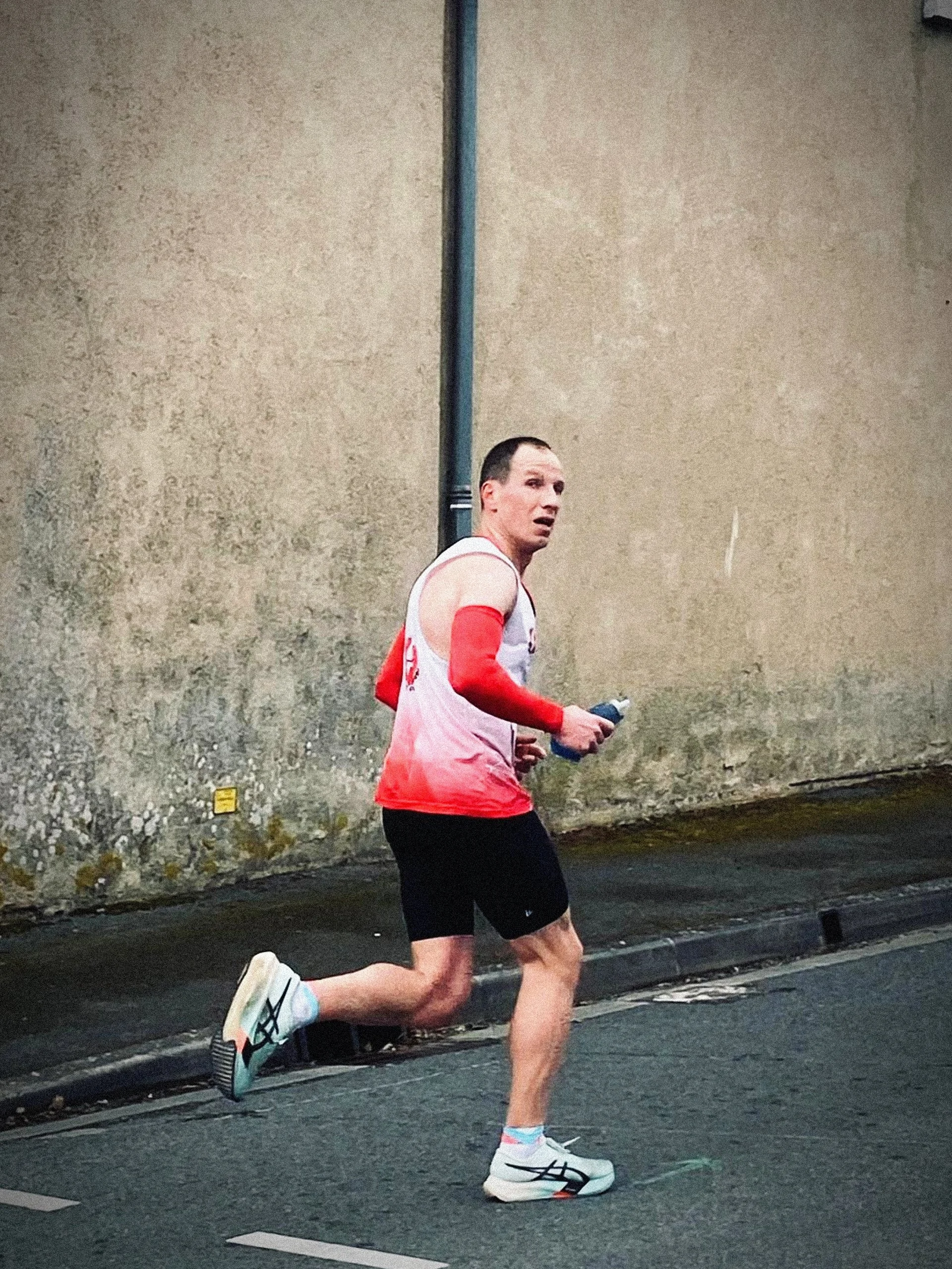 Gregory, athlète LASTRIVE, en course sur 10 km