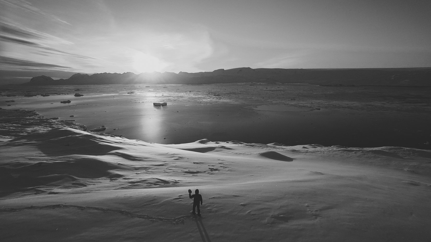Recording silence B&W ©Vincent Bonnemazou.jpg