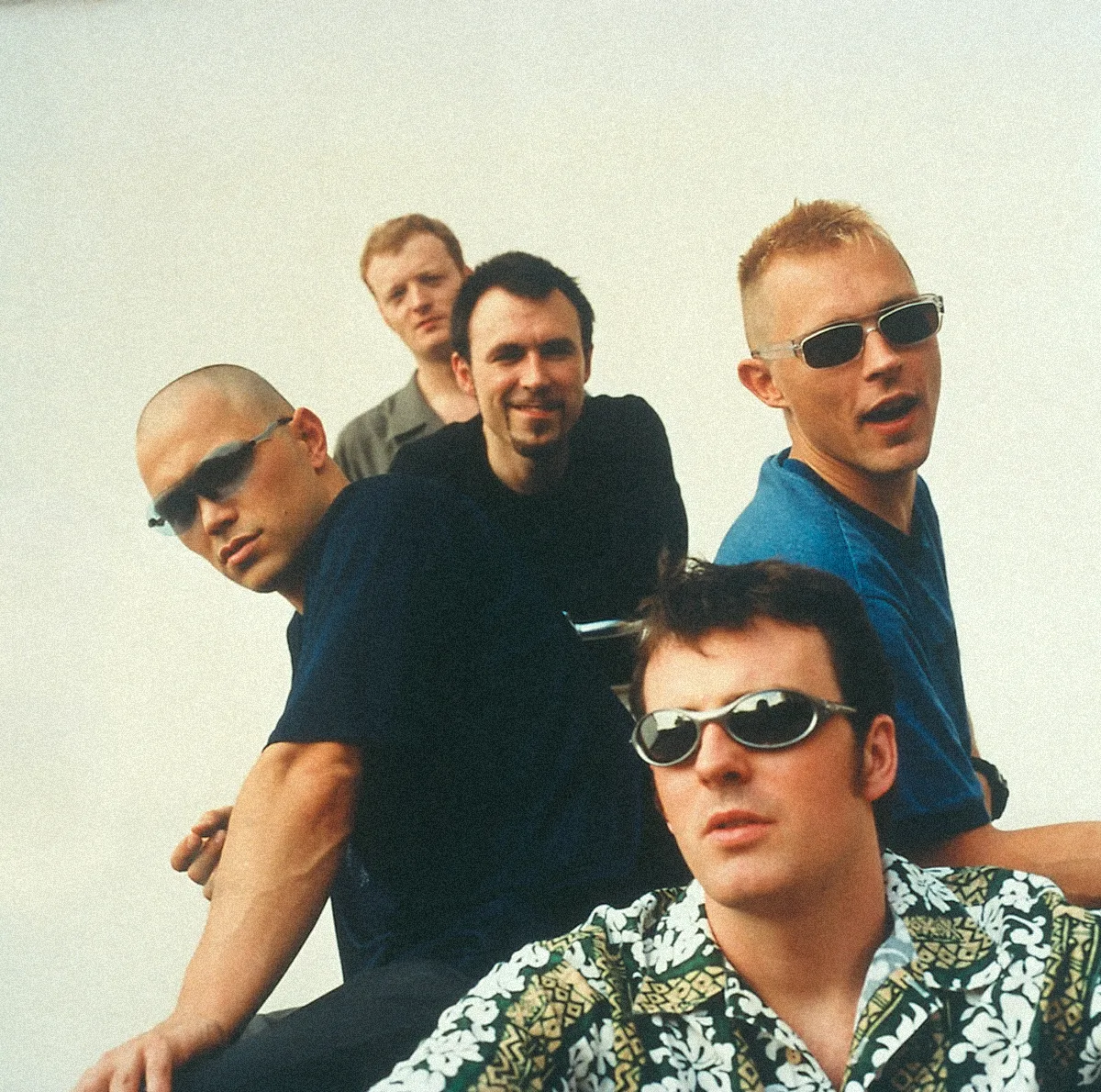 Electronic Rock Music [Artist : Apollo 440]