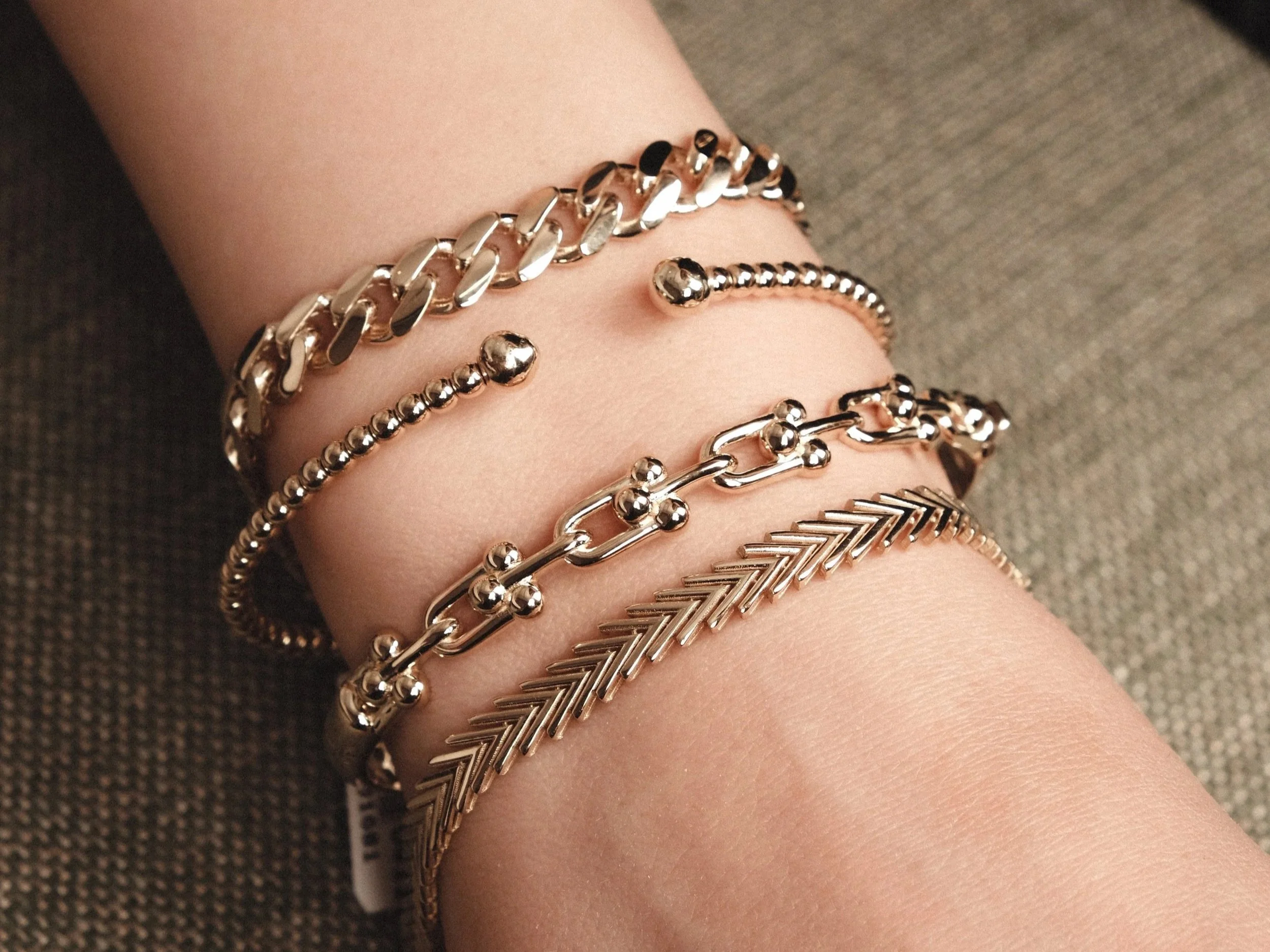 How Long Does Permanent Jewelry Last?