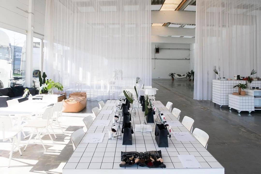 Event space Firma Vilvoorde - Zaal op straatniveau voor congressen en bedrijfsevenementen